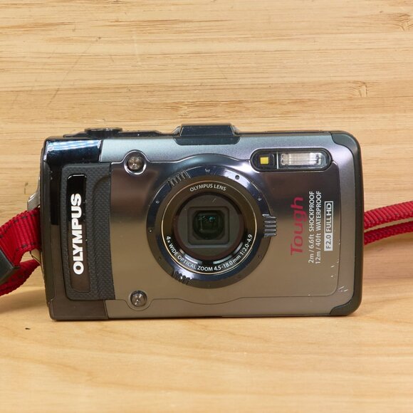 Olympus Tough TG‑1 iHS 12 MP Waterproof Digital Camera , 4× Optical Zoom, Tested - Picture 3 of 8